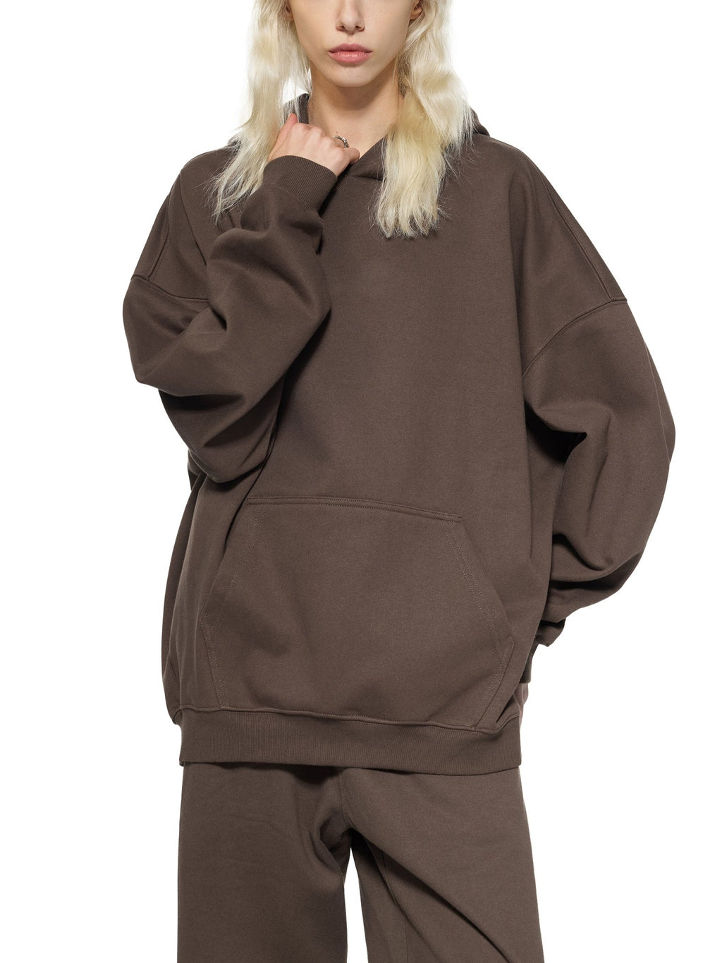 Essential Heavyweight Hoodie - Queen’s Boutique