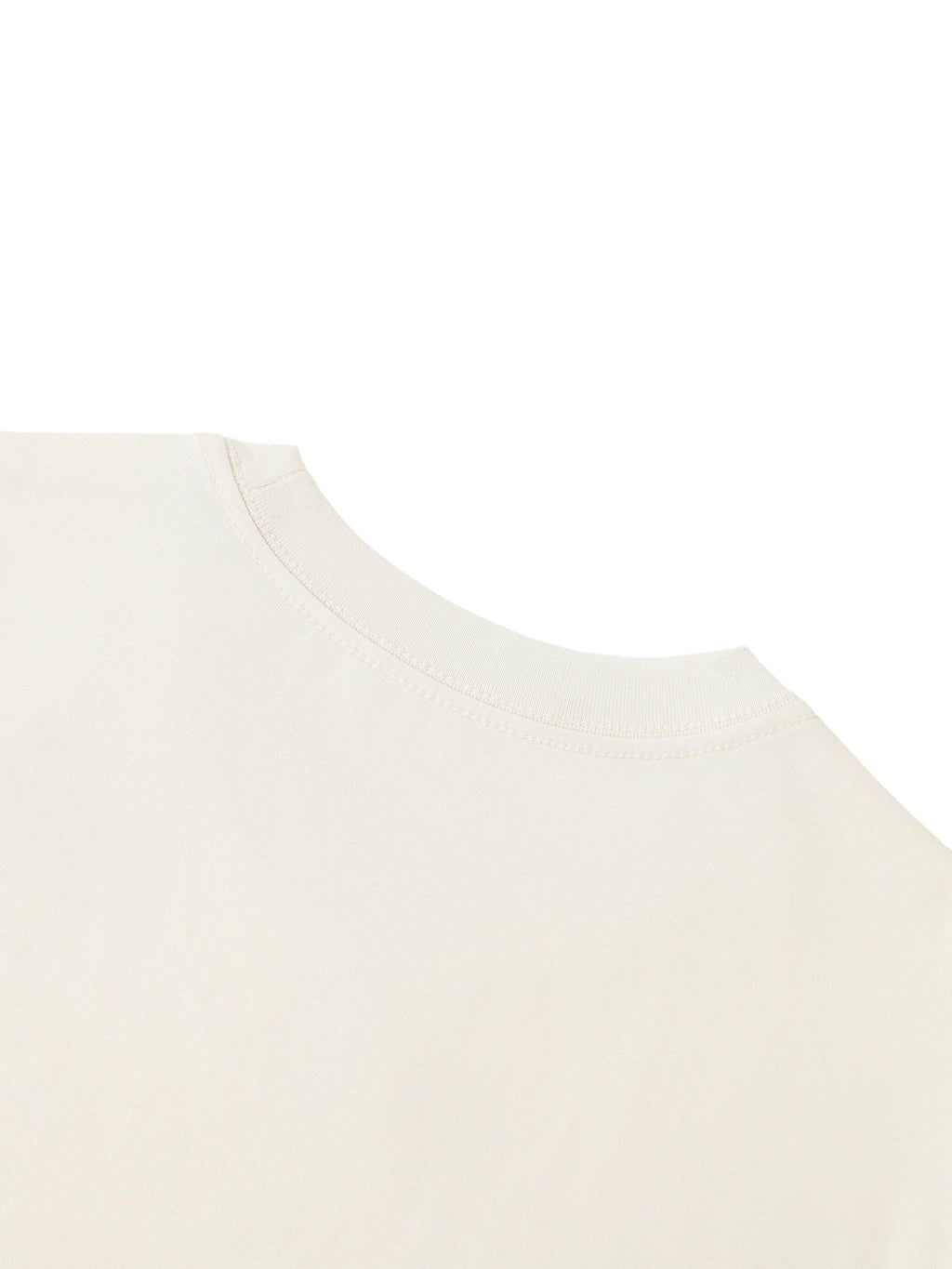Essential Standard Shoulder T-Shirt - Queen’s Boutique